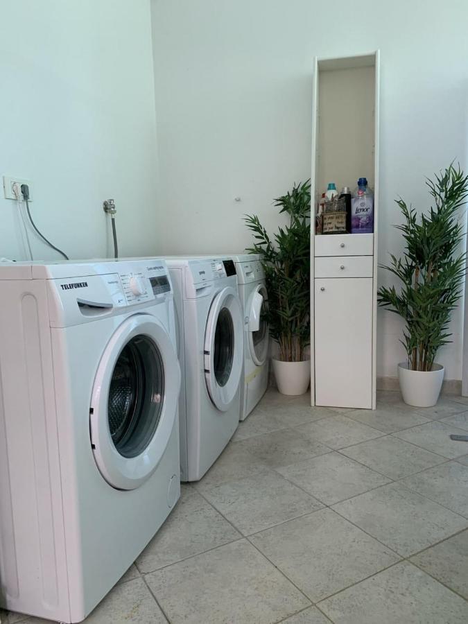 Grey Pearl With Free Ev Ch-Station Apartment Valbandon Exterior foto
