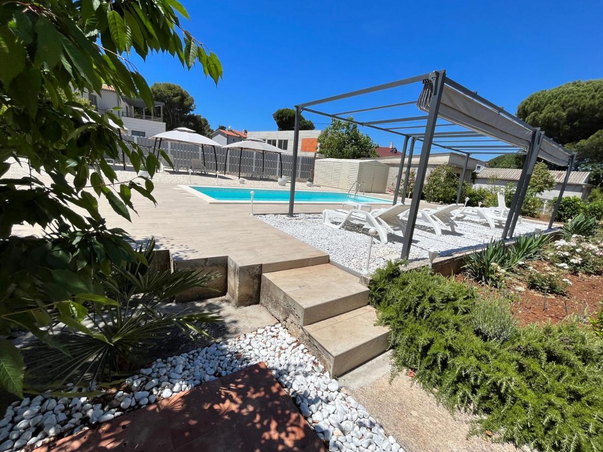 Grey Pearl With Free Ev Ch-Station Apartment Valbandon Exterior foto