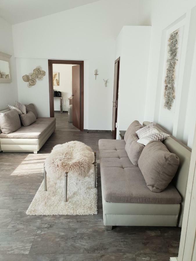 Grey Pearl With Free Ev Ch-Station Apartment Valbandon Exterior foto